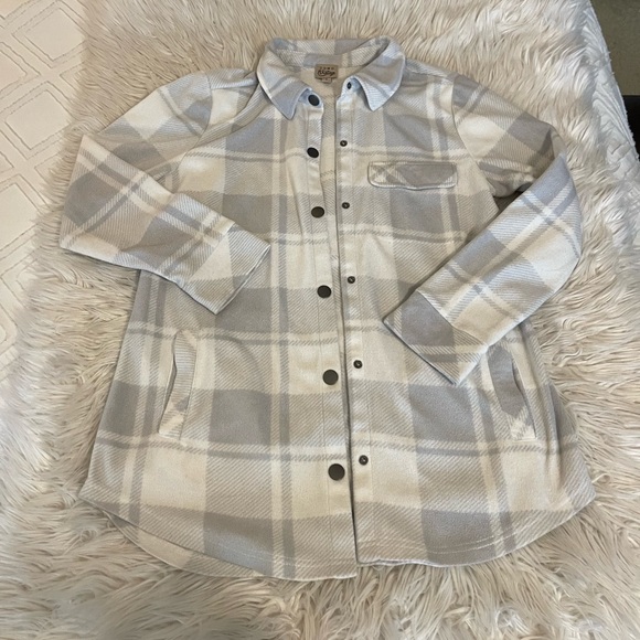Fleece | Plaid | Shacket | Gray & Cream - Picture 2 of 14